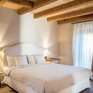  Bed & Breakfast Borgo San Verolo
